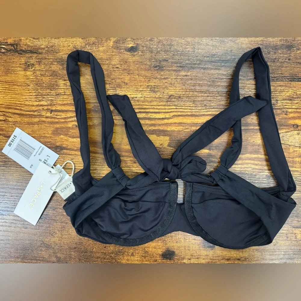L*Space Coast To Coast Underwire Bikini Top in Black-Size Small NWT